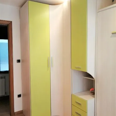 Apartamento Huesca דירה *